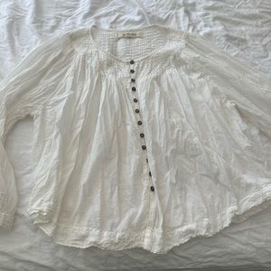 Free People white blouse size medium super cute worn once